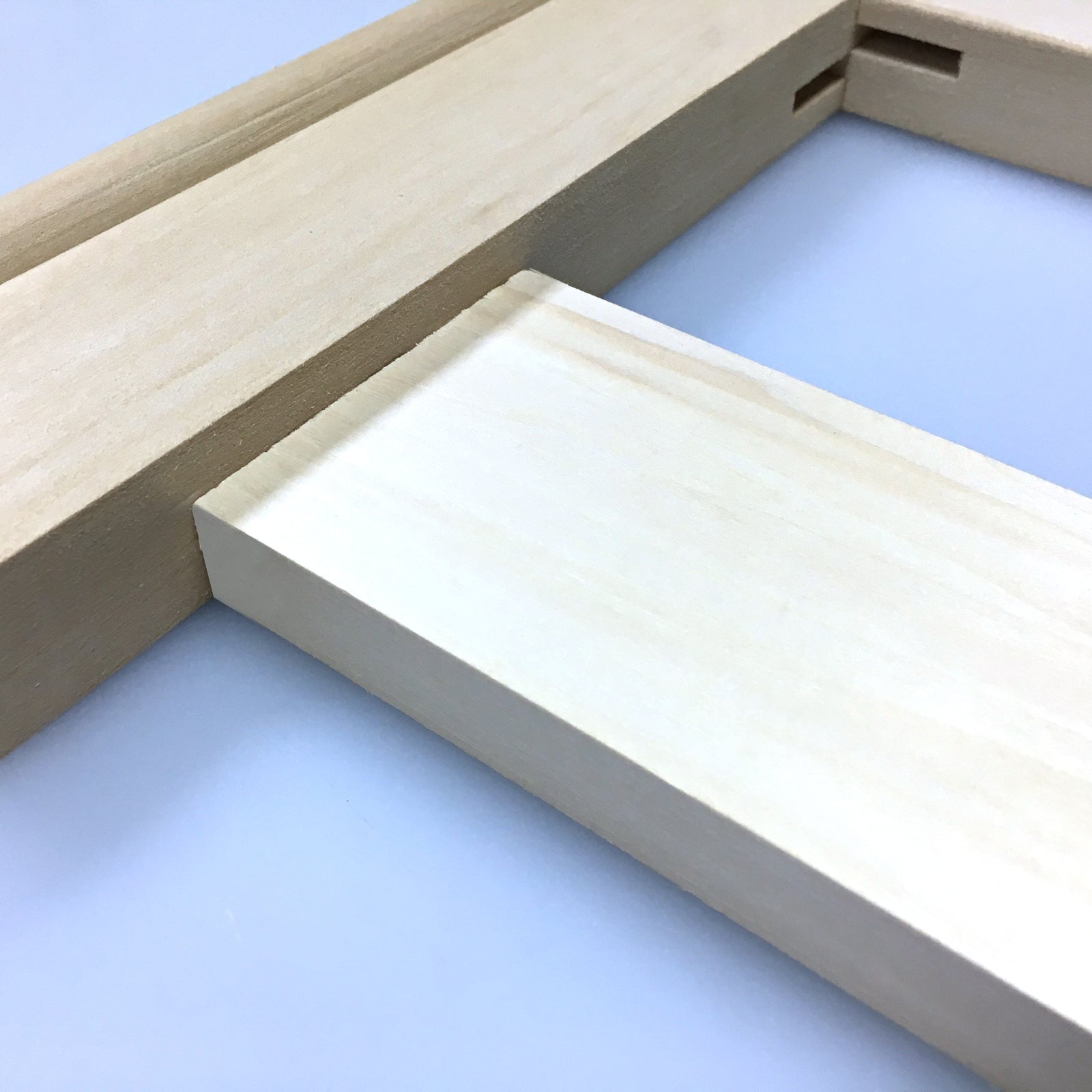 Custom Picture Frames Near Me | Frames and Stretchers